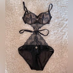 Adore Me - Sexy lace lingerie